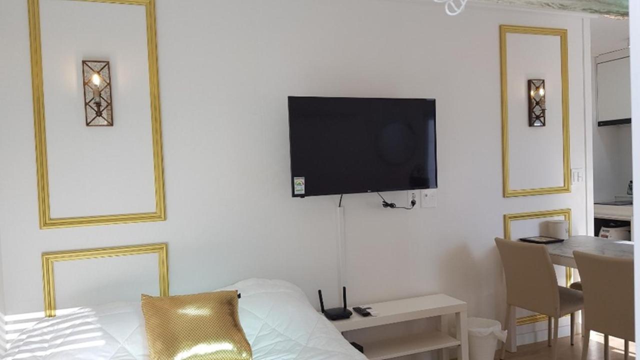 Hanihaus Sinchon-Ri Čedžu Exteriér fotografie