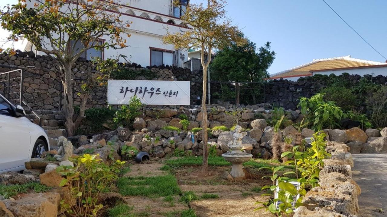 Hanihaus Sinchon-Ri Čedžu Exteriér fotografie