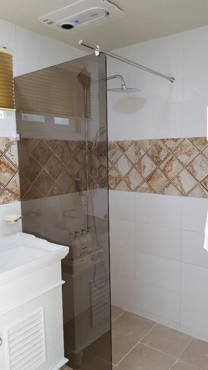 Hanihaus Sinchon-Ri Čedžu Exteriér fotografie